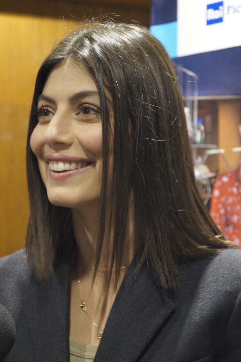 alessandra mastronardi durante un evento pubblico