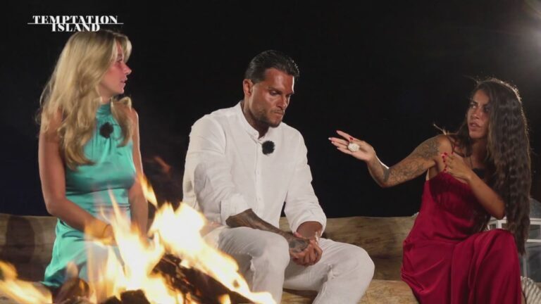 Alessandra, Rosario e Giada al falò nella quarta puntata di Temptation Island 2026