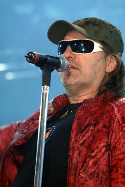 vasco rossi durante un evento pubblico