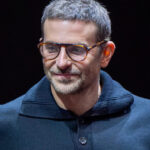Ritratto dell’attore Bradley Cooper nel 2023