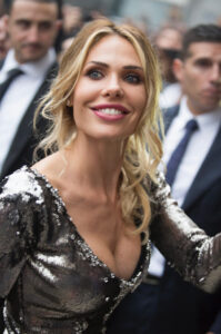 Ilary Blasi durante un evento pubblico