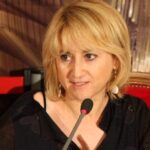 Ritratto di Luciana Littizzetto durante una conferenza stampa nel 2008