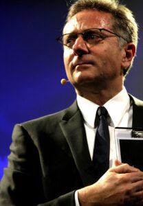 Ritratto di Paolo Bonolis durante un evento nel 2010