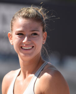 Camila Giorgi durante un torneo di tennis nel 2015