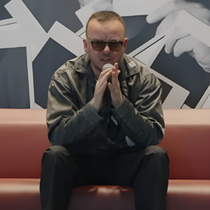 Gigi D’Alessio durante un’intervista del 2024