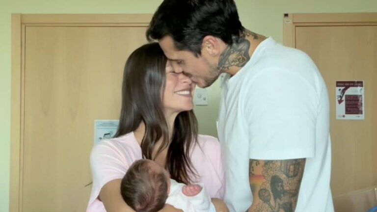 Giorgia Crivello e Stefano Laudoni nell’annuncio della nascita della figlia Arizona
