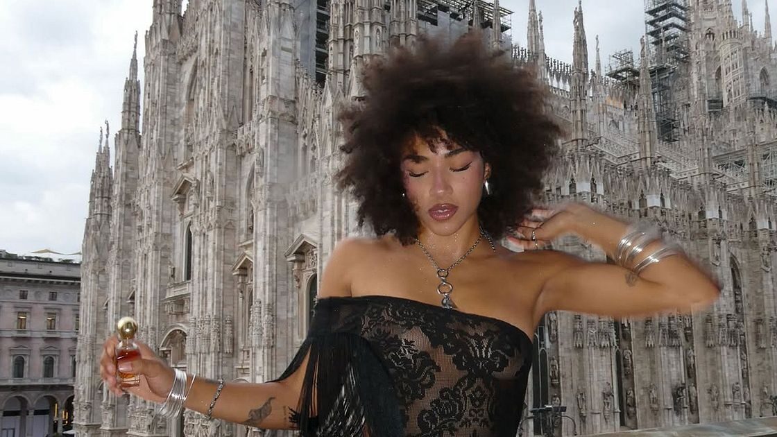 Megan Ria nel ritratto ufficiale del Grande Fratello VIP 9