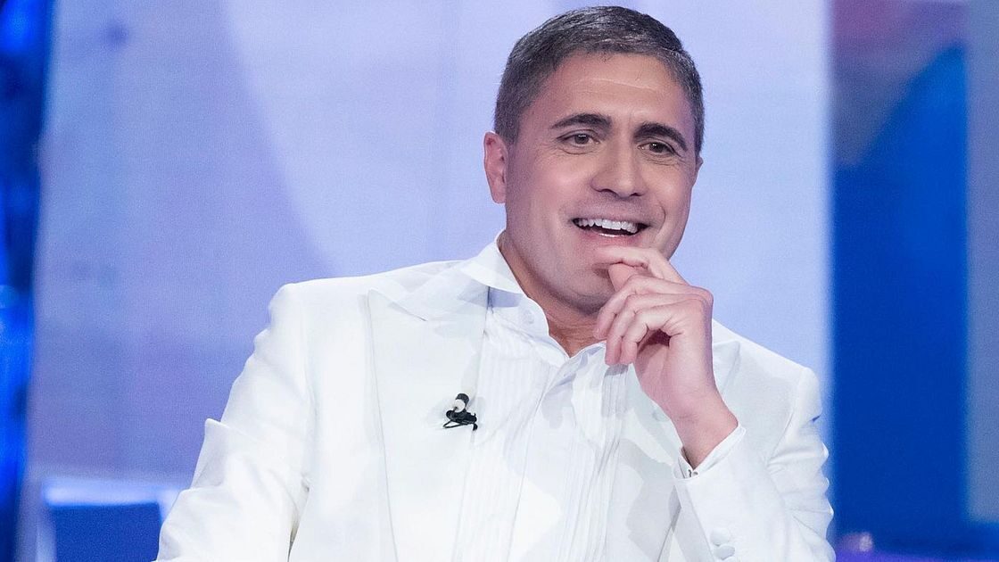 Moreno Morello nel ritratto ufficiale del Grande Fratello VIP 9