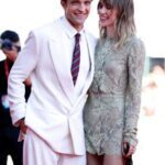Robert Pattinson e Suki Waterhouse insieme alla Mostra del Cinema di Venezia 2026
